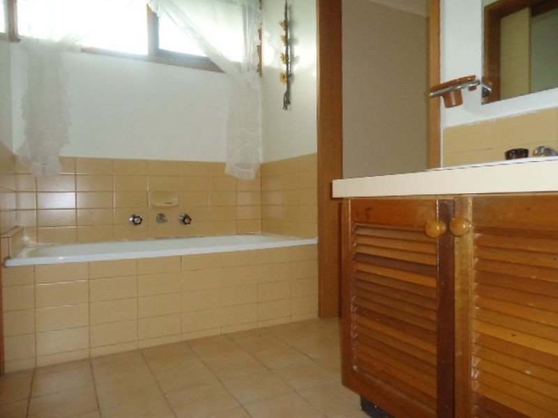 42 Keating Crescent, Dandenong VIC 3175