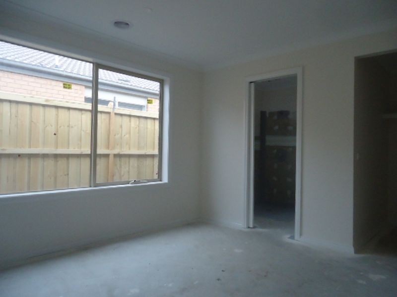 lot 846 Mernoo Avenue, Clyde North VIC 3978