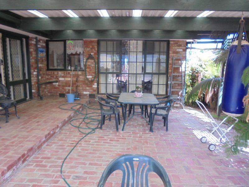 2 Monkhouse Drive, Endeavour Hills VIC 3802