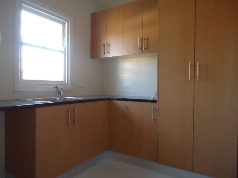 6 Somerville Road, Hampton Park VIC 3976