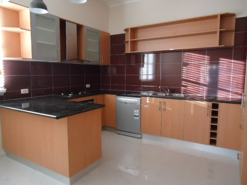 6 Somerville Road, Hampton Park VIC 3976