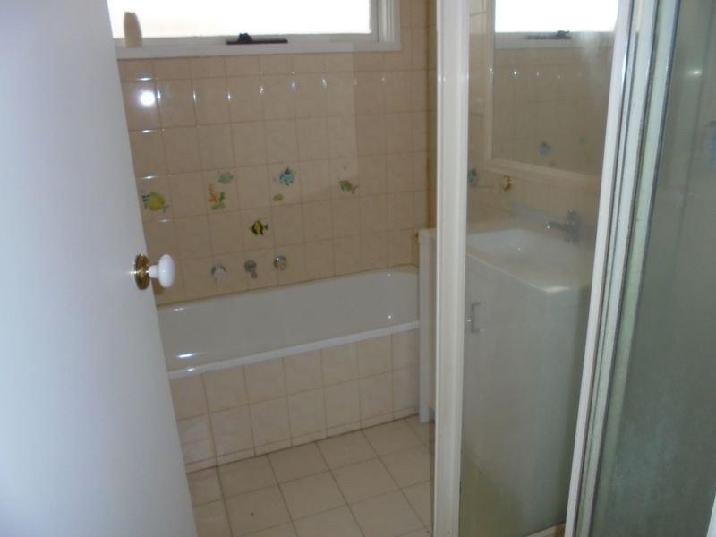 1/22 Crossdale Rise, Endeavour Hills VIC 3802