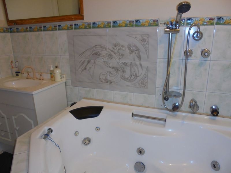 33 Edward Avenue, Dandenong VIC 3175