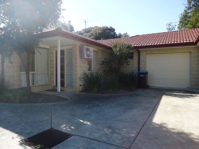 2/17 The Ridge West, Knoxfield VIC 3180