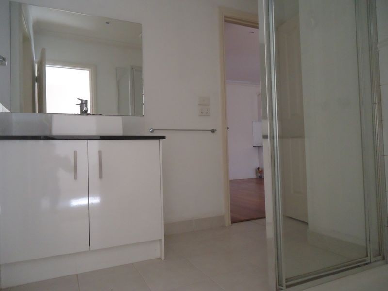 2/17 The Ridge West, Knoxfield VIC 3180
