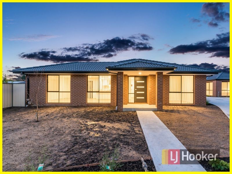 1/3 Rain Court, Doveton VIC 3177