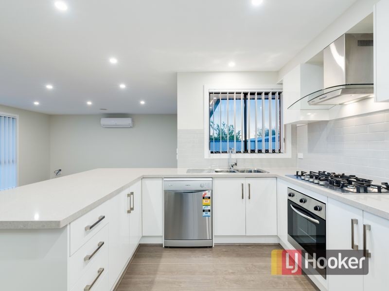 1/3 Rain Court, Doveton VIC 3177