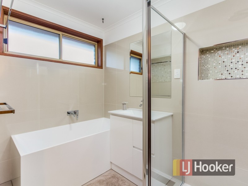 6 Ensay Court, Endeavour Hills VIC 3802