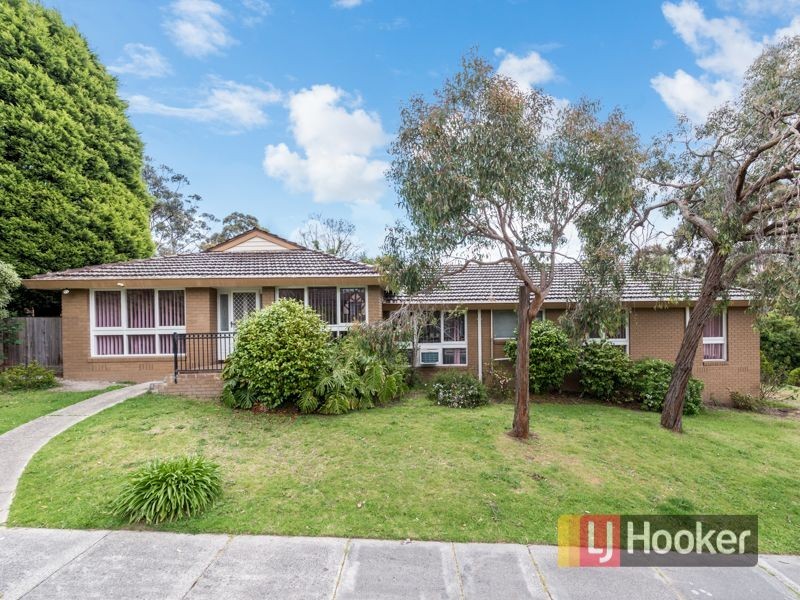 24 RedLeaf Way, Wheelers Hill VIC 3150