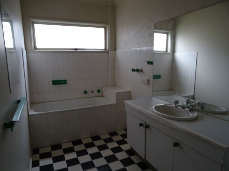 24/57 Clow Street, Dandenong VIC 3175