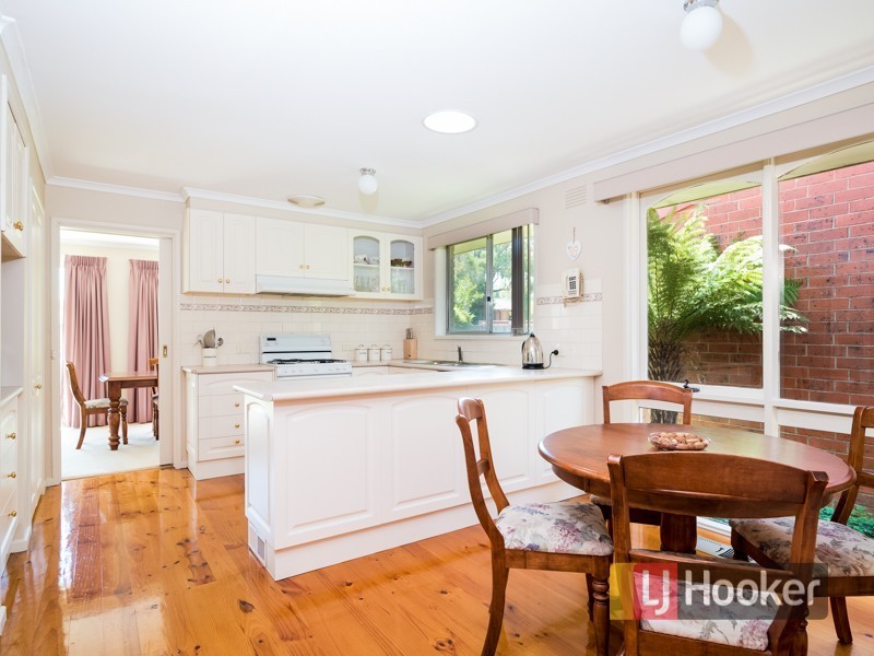 11 Tufnel Court, Endeavour Hills VIC 3802