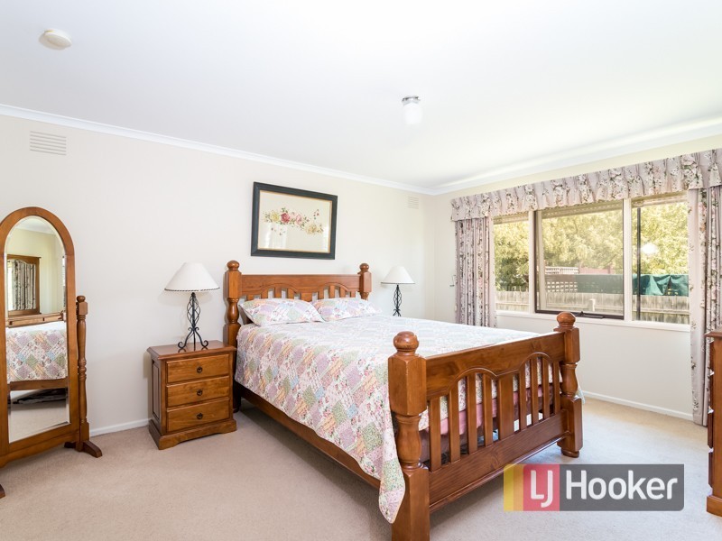 11 Tufnel Court, Endeavour Hills VIC 3802