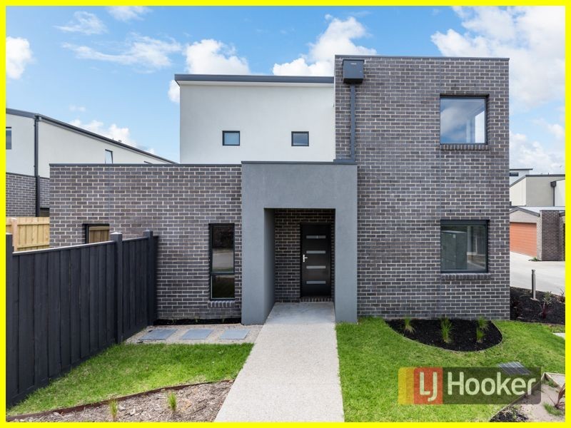 1 Agate Lane, Pakenham VIC 3810