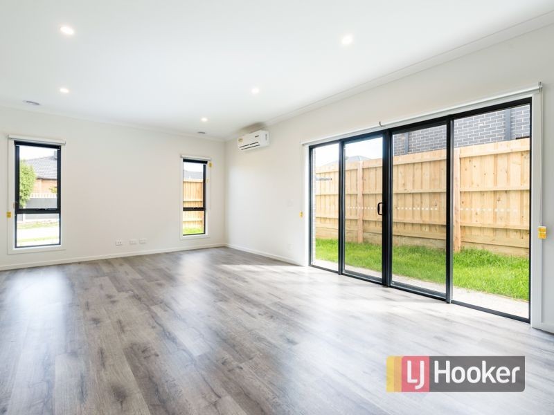 1 Agate Lane, Pakenham VIC 3810