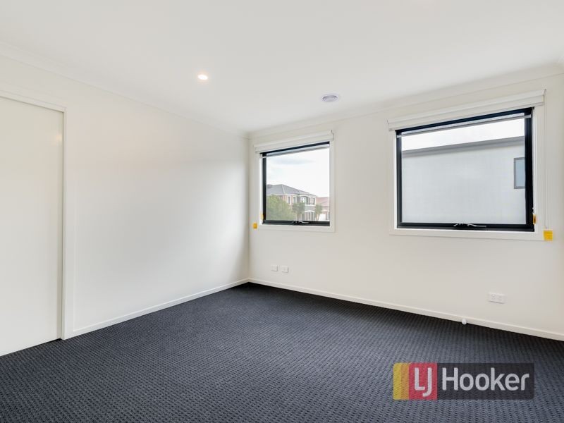 1 Agate Lane, Pakenham VIC 3810