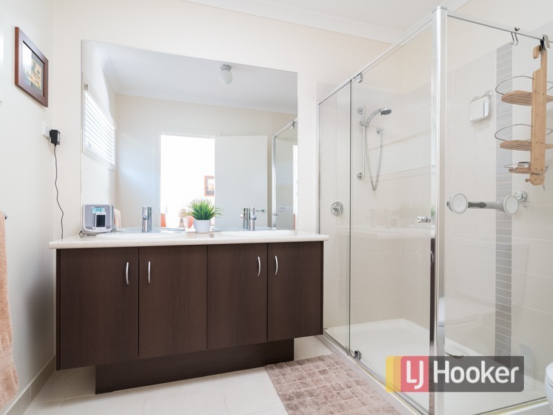 8 Brando Court, Endeavour Hills VIC 3802