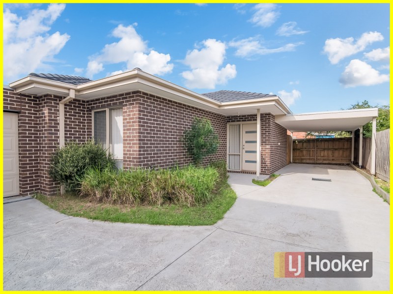 2/2 Deakin Crescent, Dandenong North VIC 3175