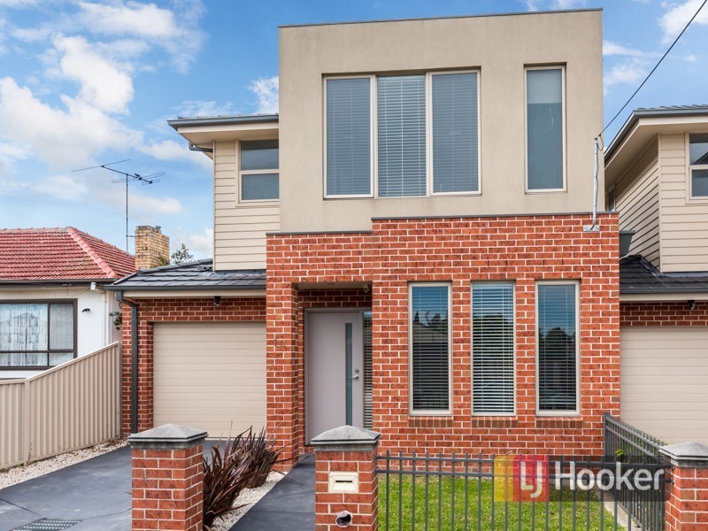 1A Dunvegan Crescent, Dandenong VIC 3175