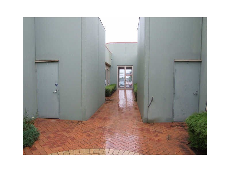 Room 1/61 Heatherton Road, Endeavour Hills VIC 3802