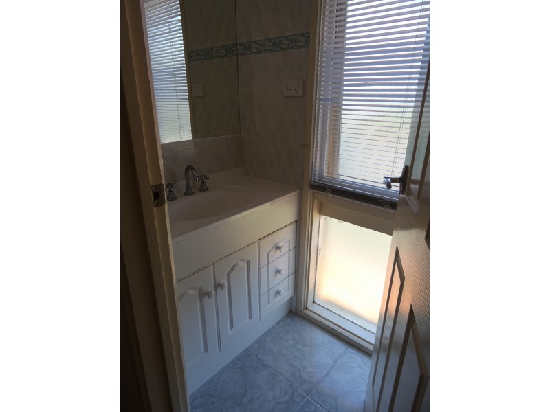 37 Howe Avenue, Dandenong North VIC 3175