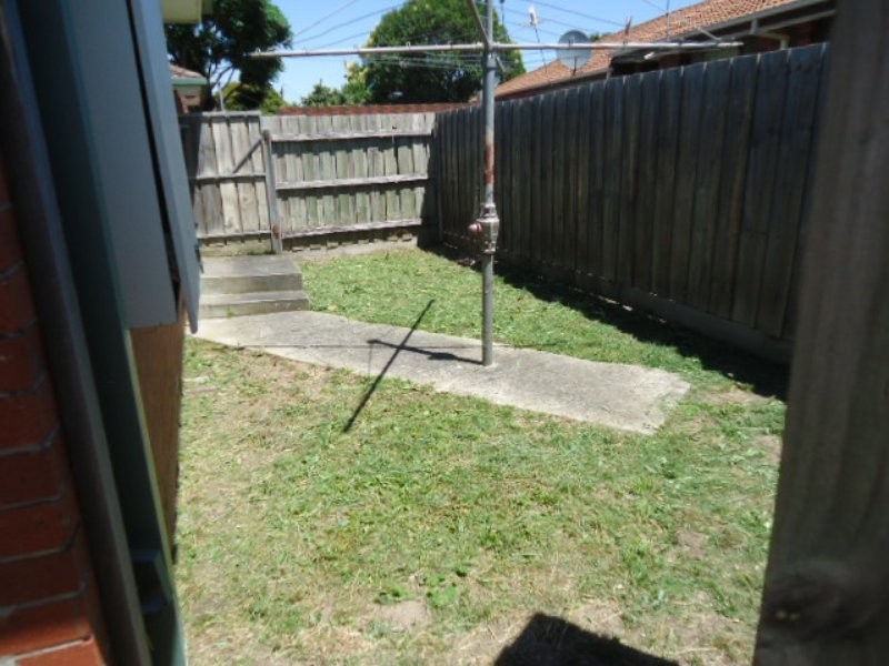 Unit 1/9 Rhoden Court, Dandenong North VIC 3175