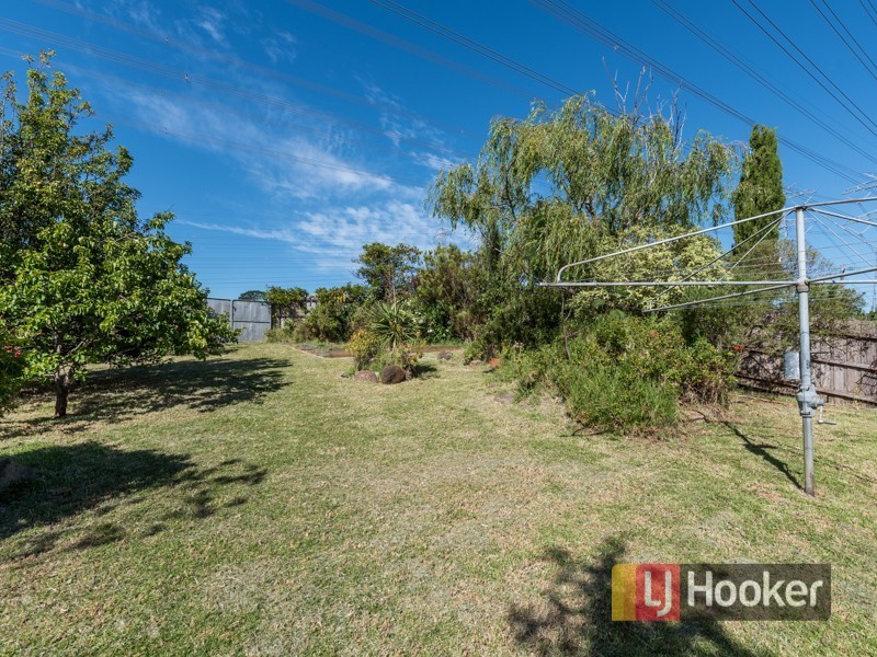 135 Gleneagles Drive, Endeavour Hills VIC 3802