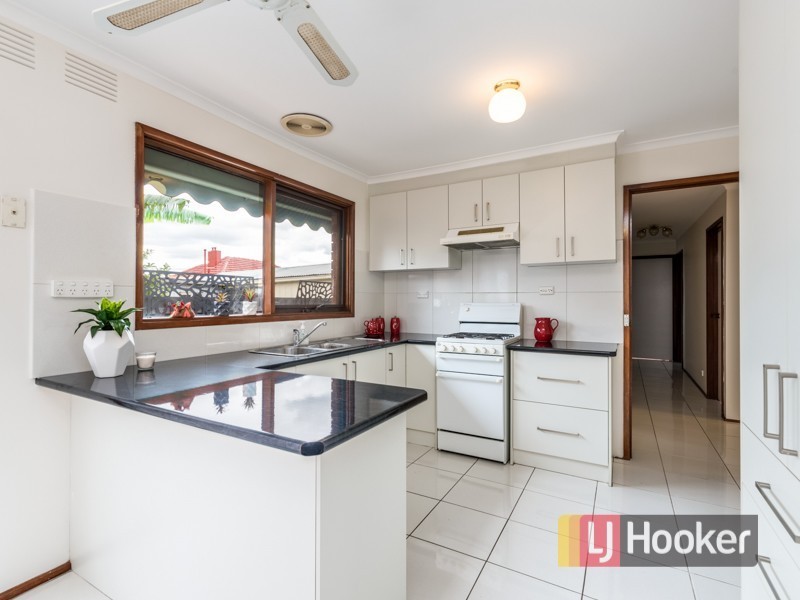 Unit 8/15 James Street, Dandenong VIC 3175