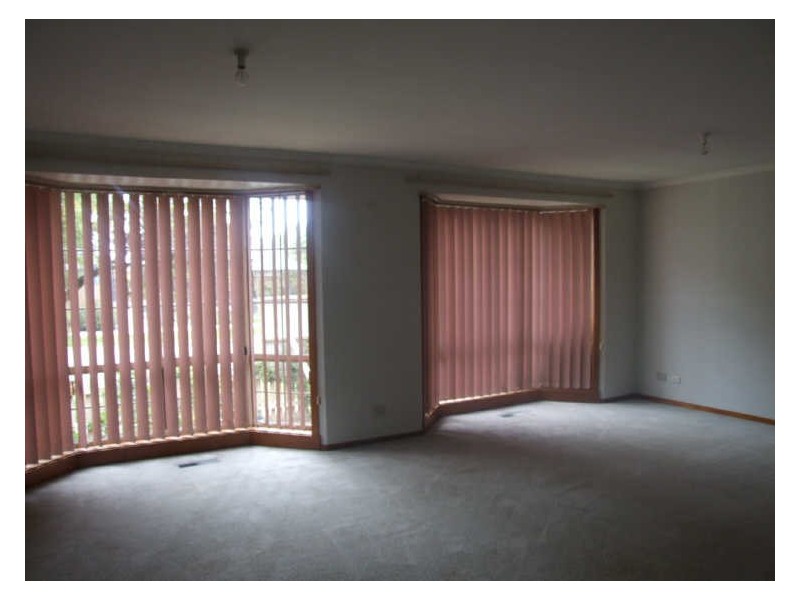 2/29 Arena Square, Noble Park VIC 3174