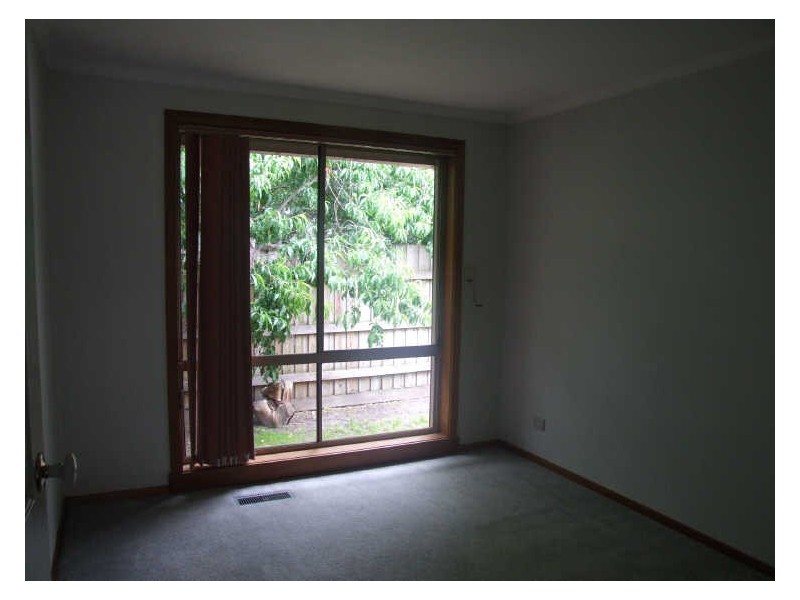 2/29 Arena Square, Noble Park VIC 3174