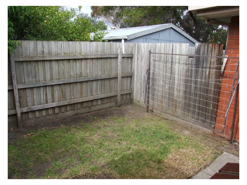 2/29 Arena Square, Noble Park VIC 3174