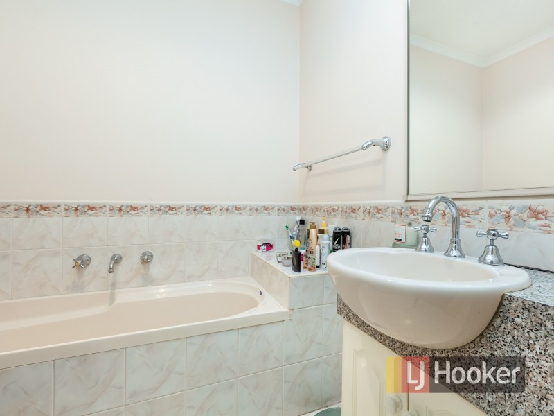 1/65 Hammond Road, Dandenong VIC 3175