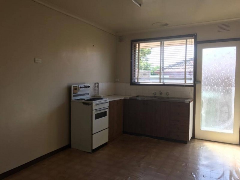 Unit 4/245 Gladstone Road, Dandenong VIC 3175