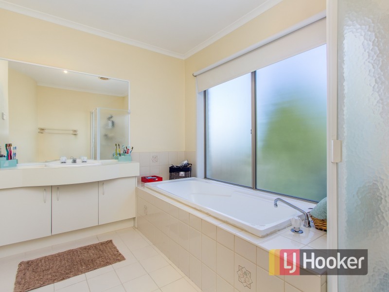 3 Nicole Close, Endeavour Hills VIC 3802