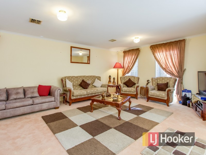 3 Nicole Close, Endeavour Hills VIC 3802