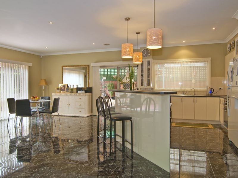 66 Lawson Way, Endeavour Hills VIC 3802