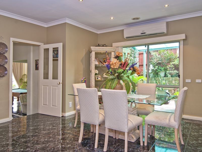 66 Lawson Way, Endeavour Hills VIC 3802