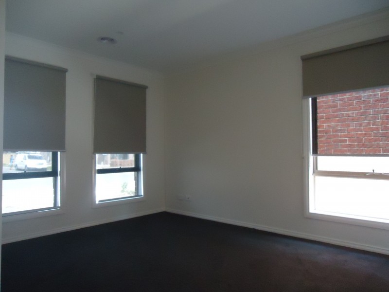 Lot 305 Featherdown Way, Clyde North VIC 3978