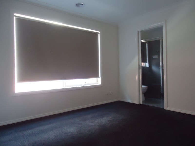 Lot 305 Featherdown Way, Clyde North VIC 3978