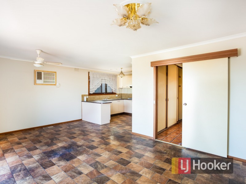 69 Matthew Flinders Avenue, Endeavour Hills VIC 3802