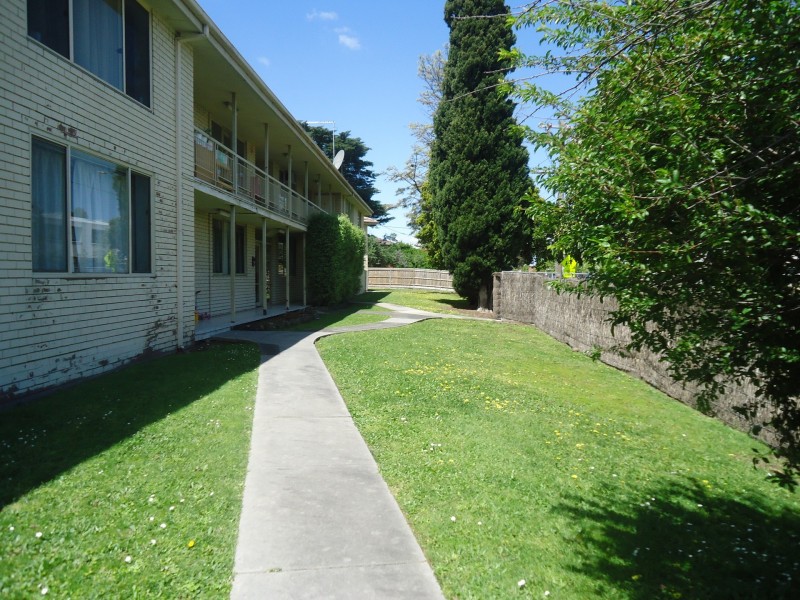 Apartment 8/1-3 Herbert Street, Dandenong VIC 3175