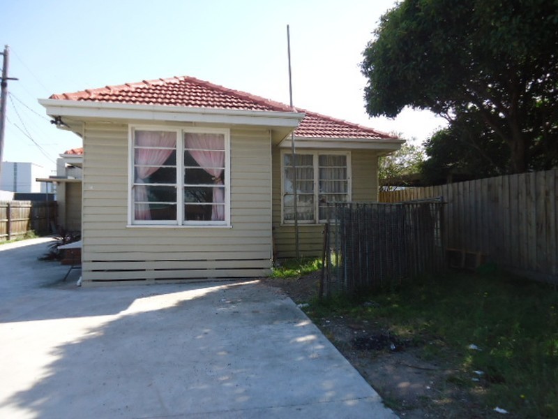14 Airlie Avenue, Dandenong VIC 3175