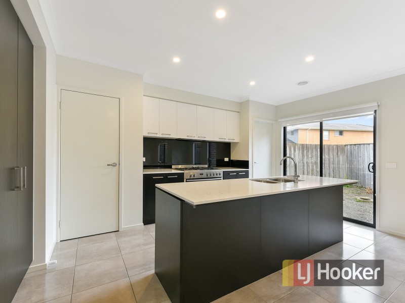 43 Keshava Grove, Dandenong VIC 3175