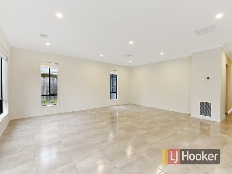 43 Keshava Grove, Dandenong VIC 3175
