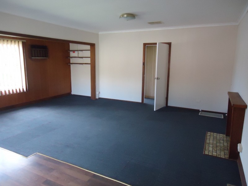 1 Hibiscus Court, Doveton VIC 3177