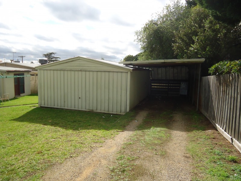 1 Hibiscus Court, Doveton VIC 3177