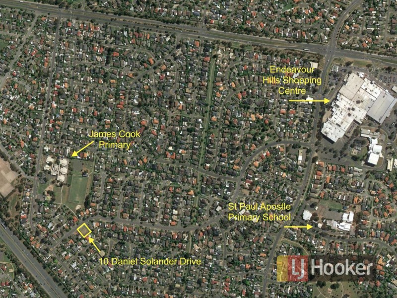 10 Daniel Solander Drive, Endeavour Hills VIC 3802