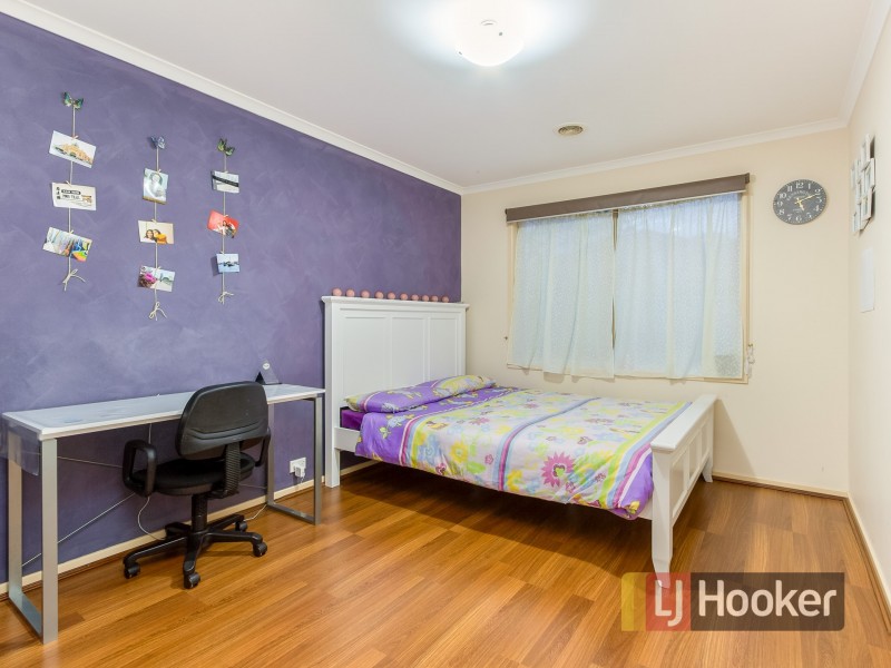 20 Hallmark Drive, Narre Warren South VIC 3805