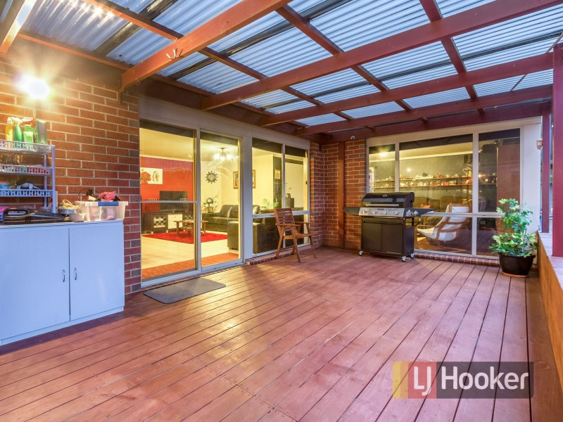 20 Hallmark Drive, Narre Warren South VIC 3805