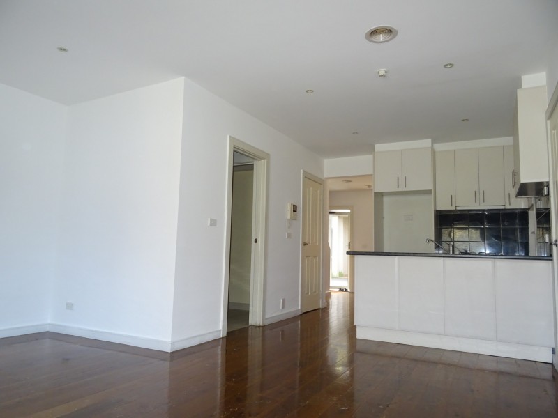 Unit 9/32 Stud Road, Dandenong VIC 3175