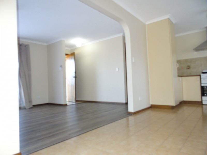 2/41 David Collins Drive, Endeavour Hills VIC 3802